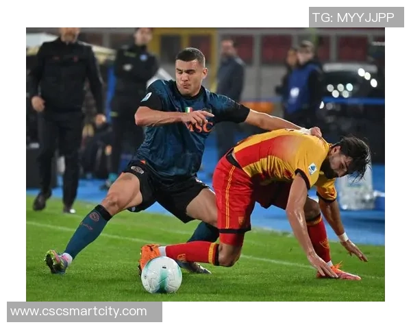 足球混头球技巧解析助你在比赛中轻松制胜的秘诀与训练方法分享